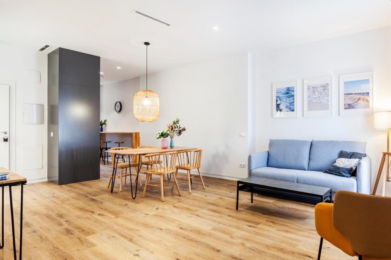 Puerto Beach Suites Валенсия Екстериор снимка