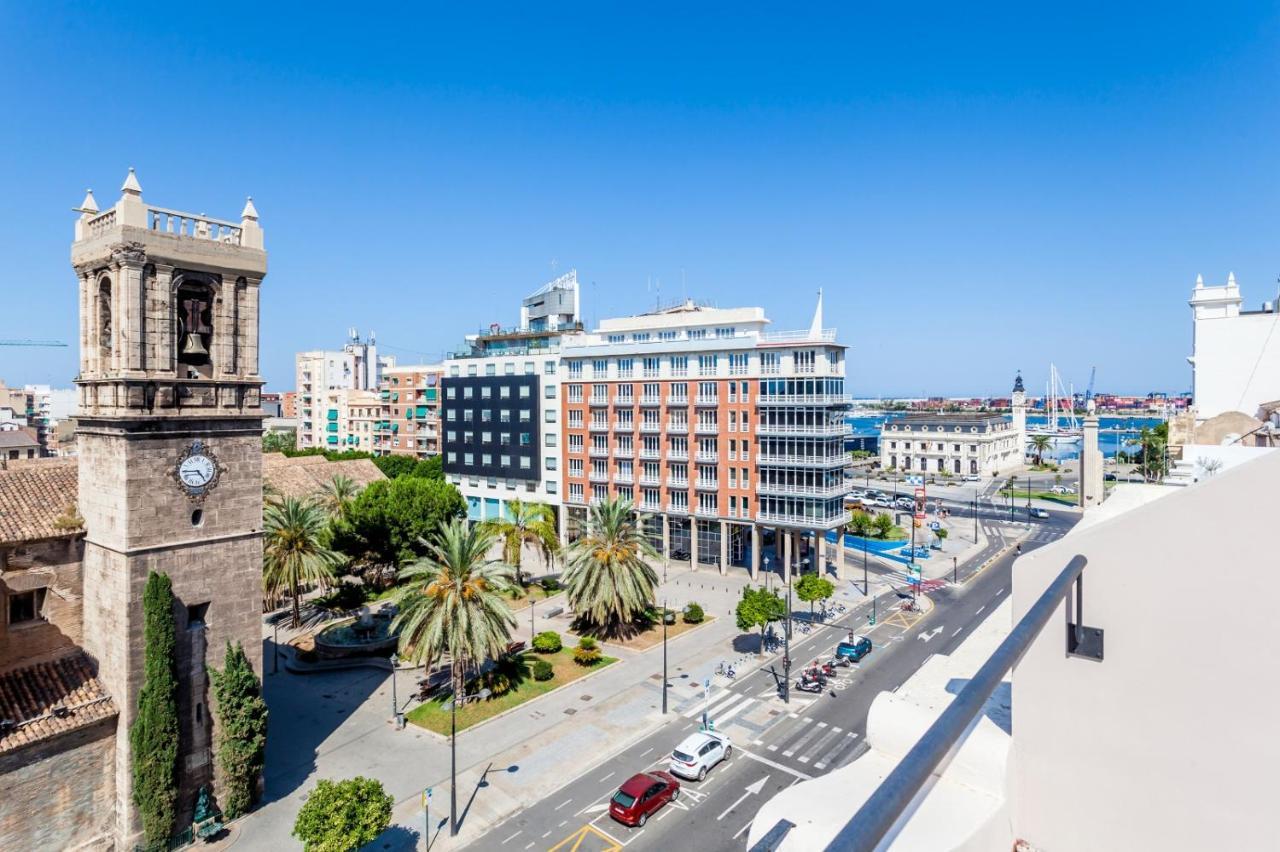 Puerto Beach Suites Валенсия Екстериор снимка