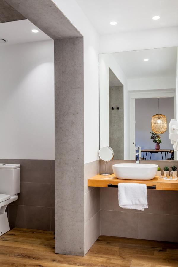Puerto Beach Suites Валенсия Екстериор снимка