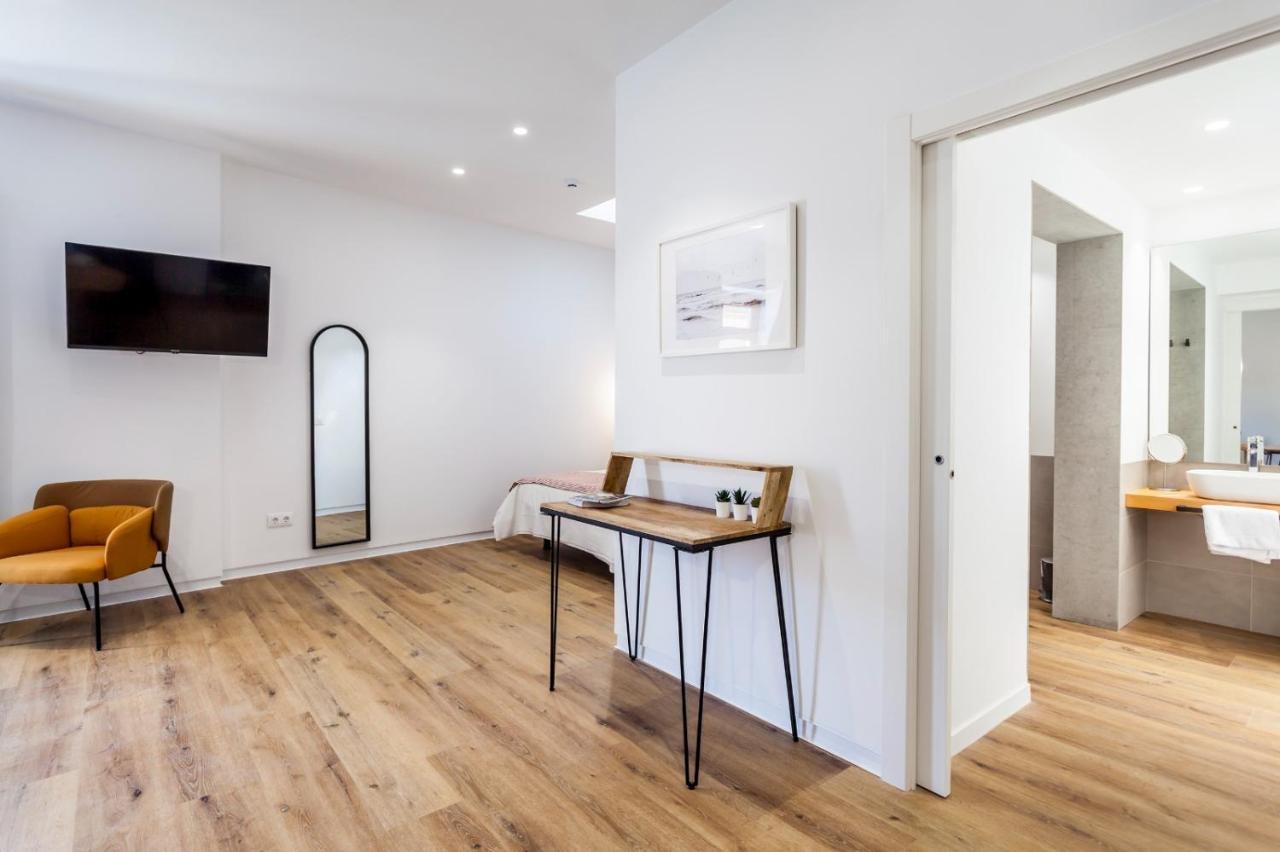 Puerto Beach Suites Валенсия Екстериор снимка