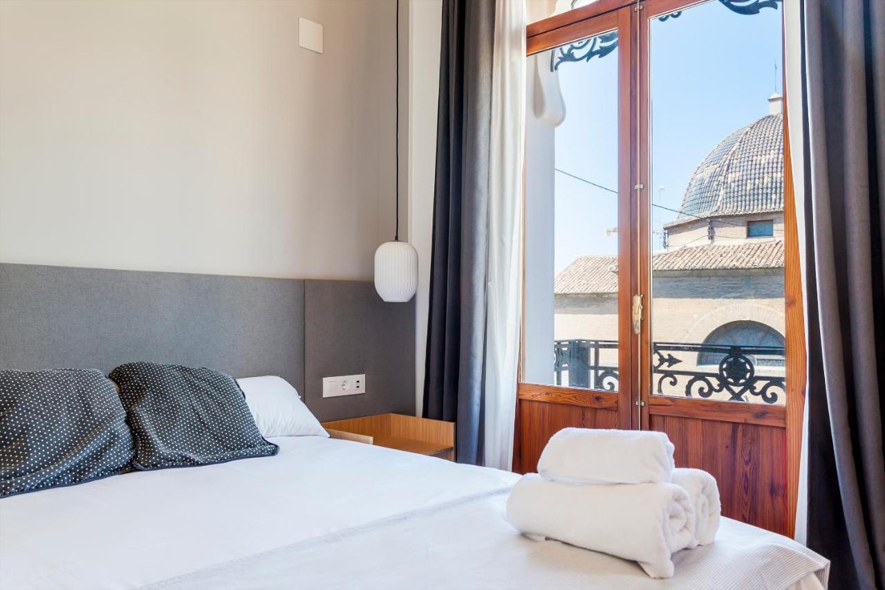 Puerto Beach Suites Валенсия Екстериор снимка
