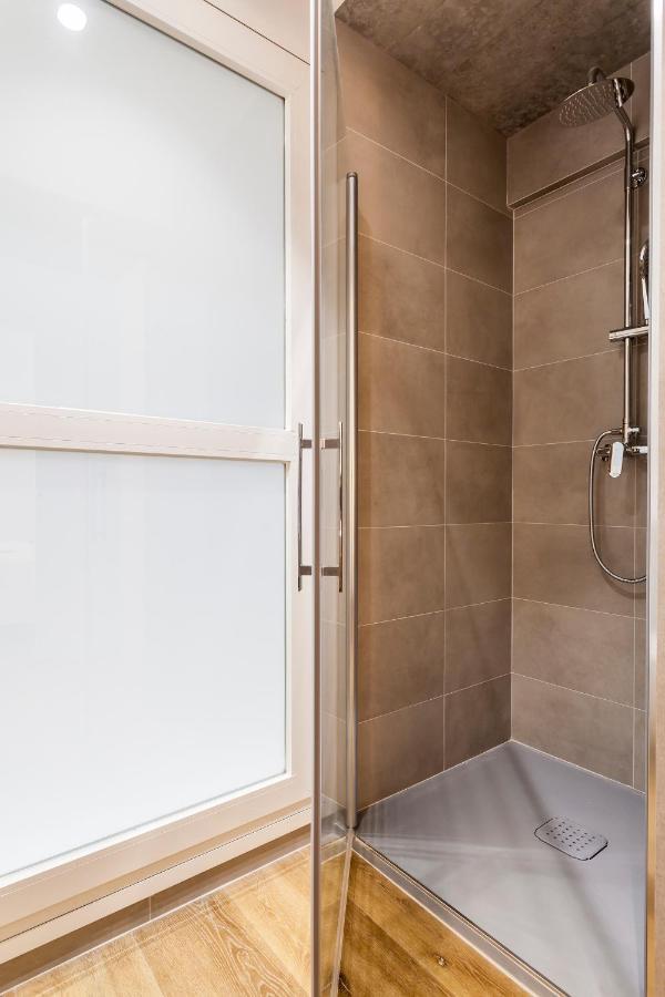 Puerto Beach Suites Валенсия Екстериор снимка