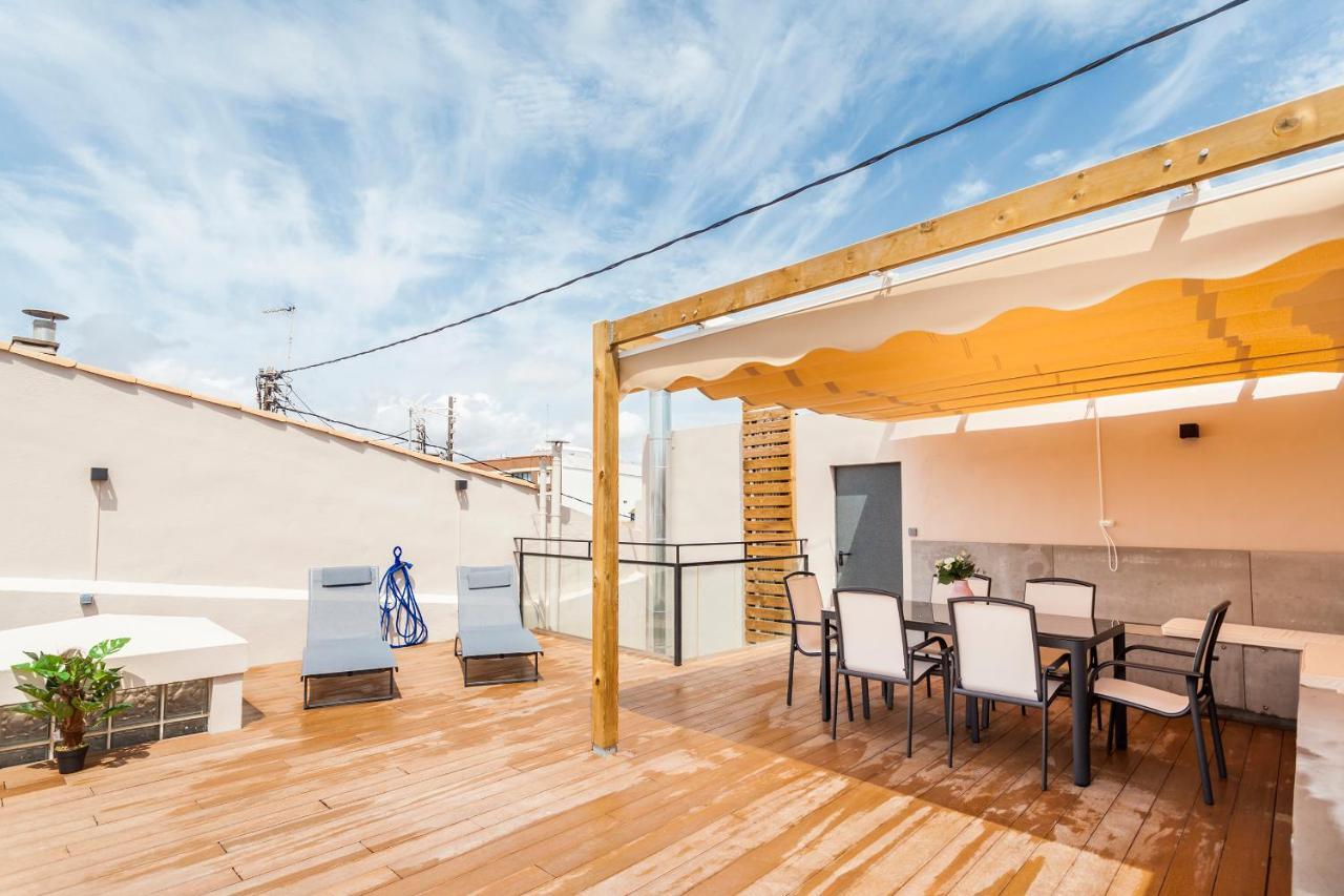Puerto Beach Suites Валенсия Екстериор снимка